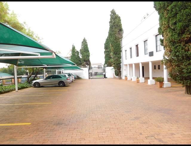 400M² OFFICE FOR SALE IN FERNDALE